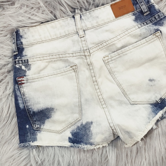 BDG Studded High Waist Denim Shorts - Picture 5 of 5